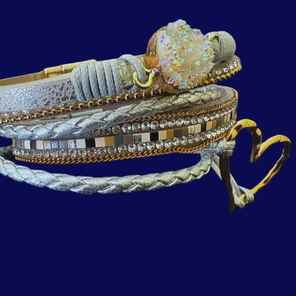 Boho Heart Leather Multi-layered Cuff Magnetic Bracelet Gold/Silver Accents EUC - Picture 7 of 12